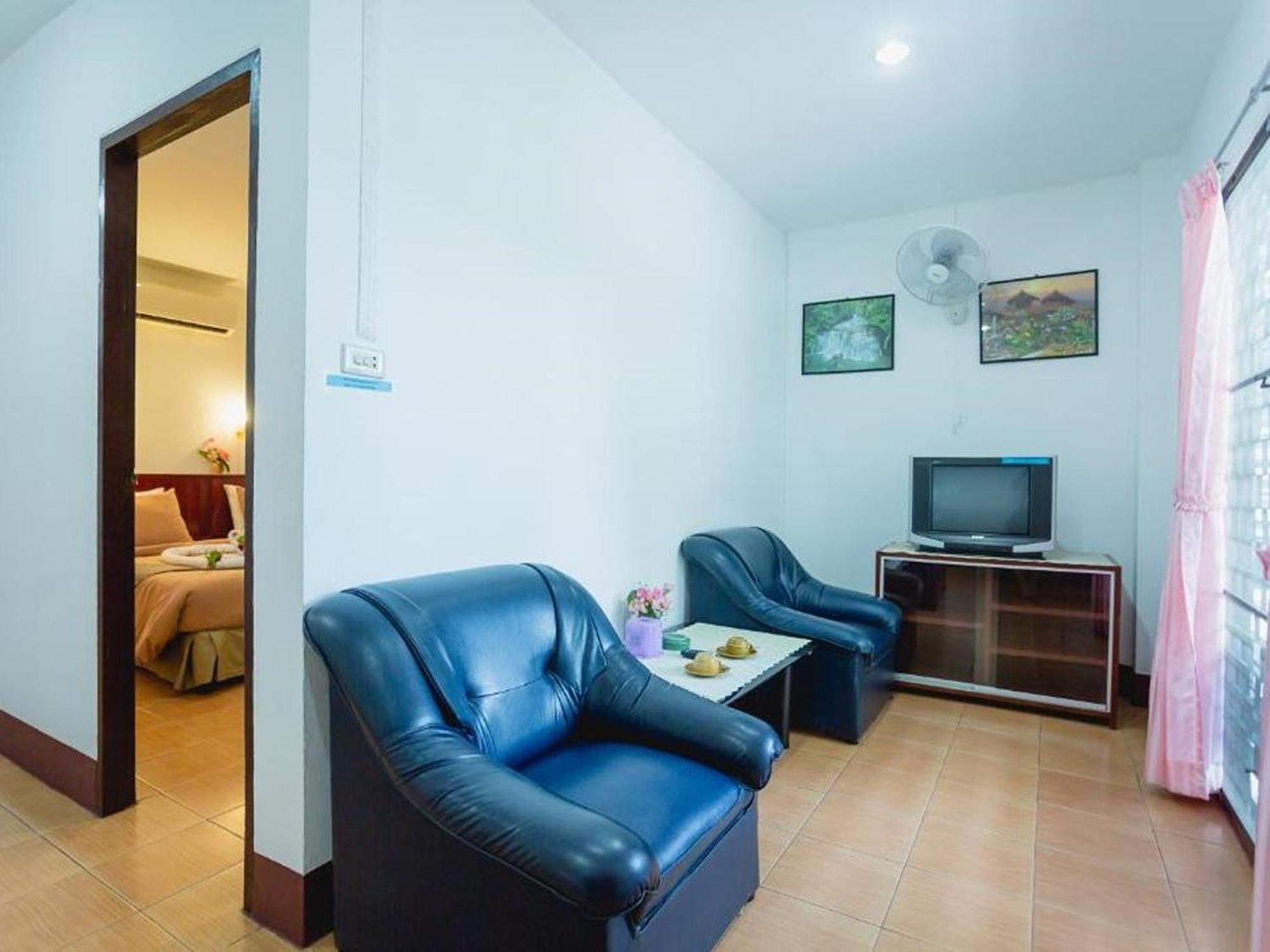 Rabbit Mansion Patong Hotel Exterior photo